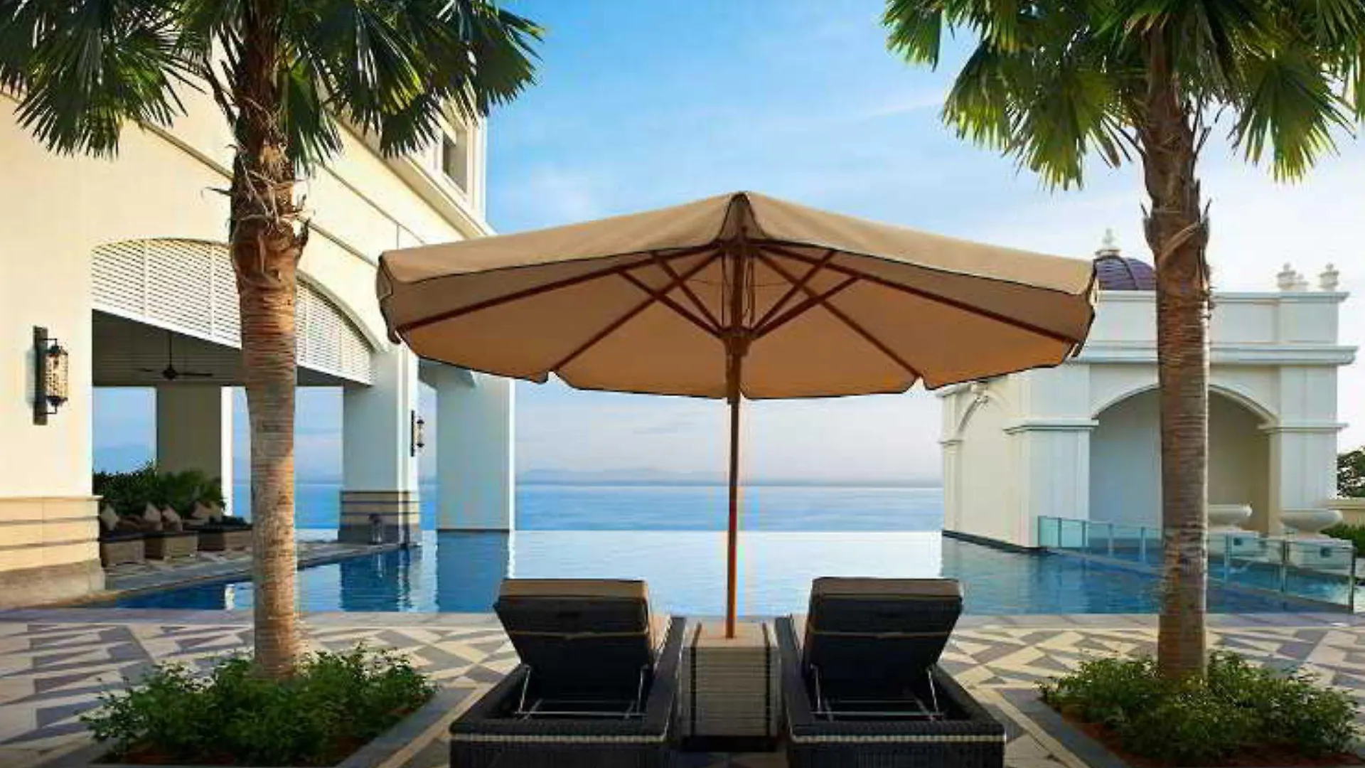 Eastern & Oriental Hotel George Town
